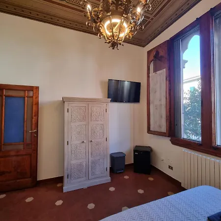 400 Bed and breakfast