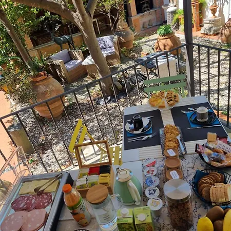 400 Bed & Breakfast 4*