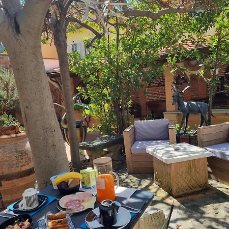 400 Bed & Breakfast 4*