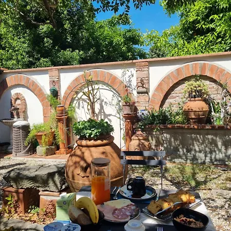 Bed & Breakfast 400