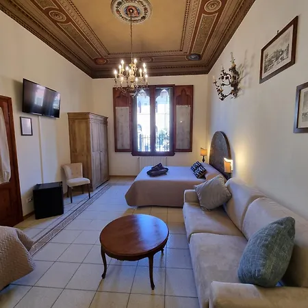 400 Bed & Breakfast 3*