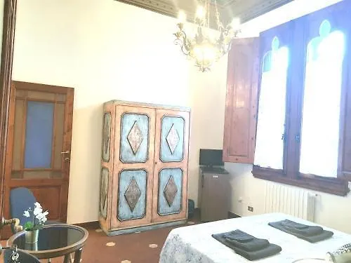 ベッド・アンド・ブレックファスト 400 4*